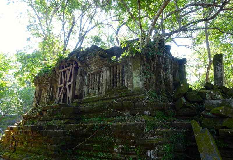 Beng Mealea Jungle Temple Photo Tour Cambodia