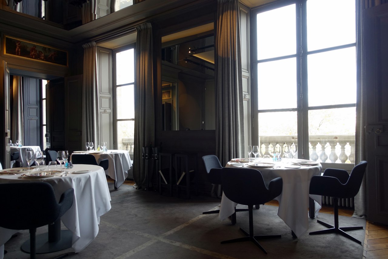 Restaurant Review Guy Savoy Paris Dining Room 