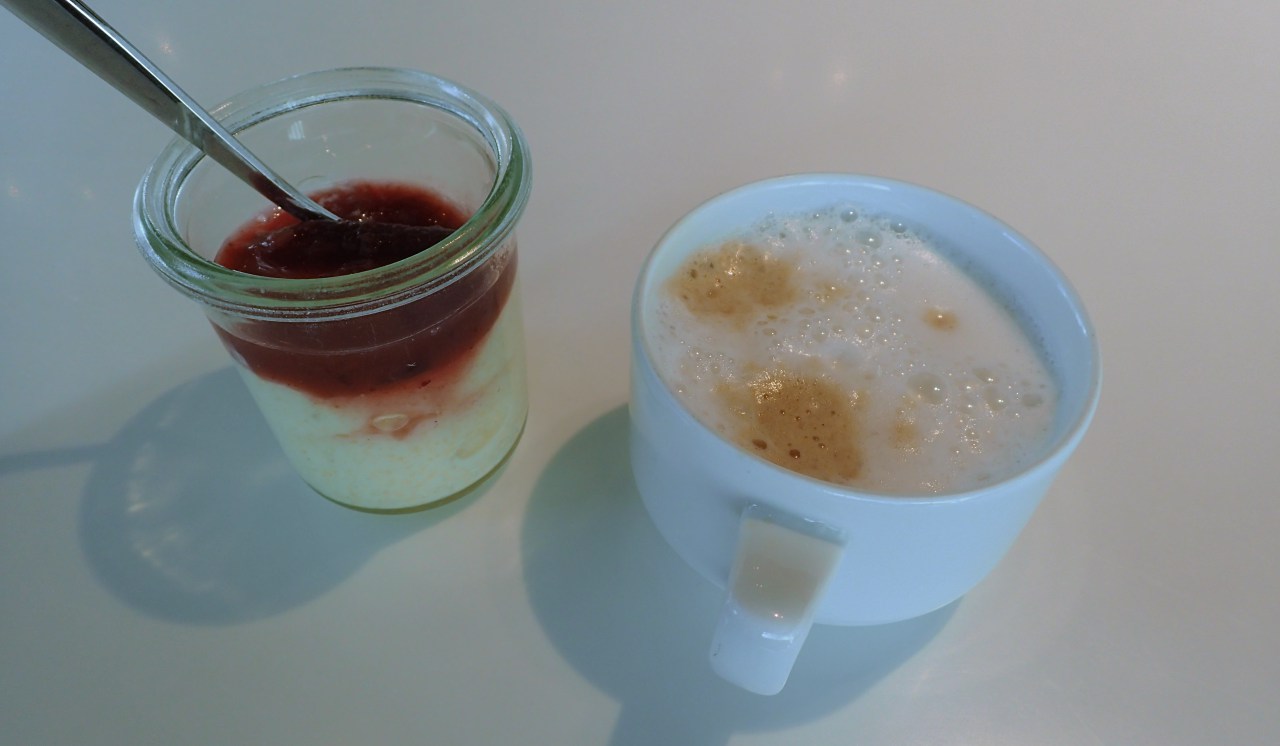 Cappuccino and Dessert, Lufthansa Business Class Lounge Review FRA T1