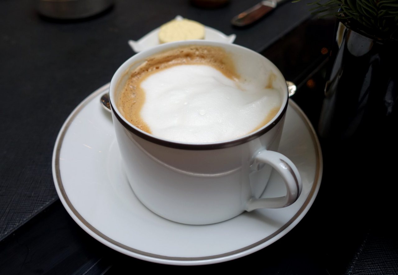 Shangri-La Paris-Breakfast-Cappuccino