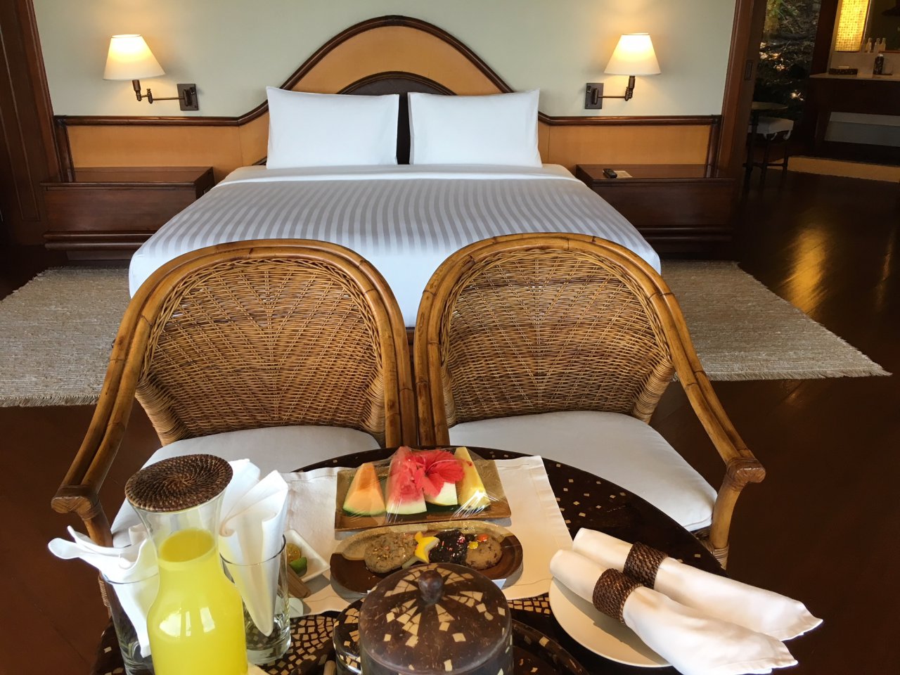 Amanpulo Review-Casita King Bed-Welcome Fruit