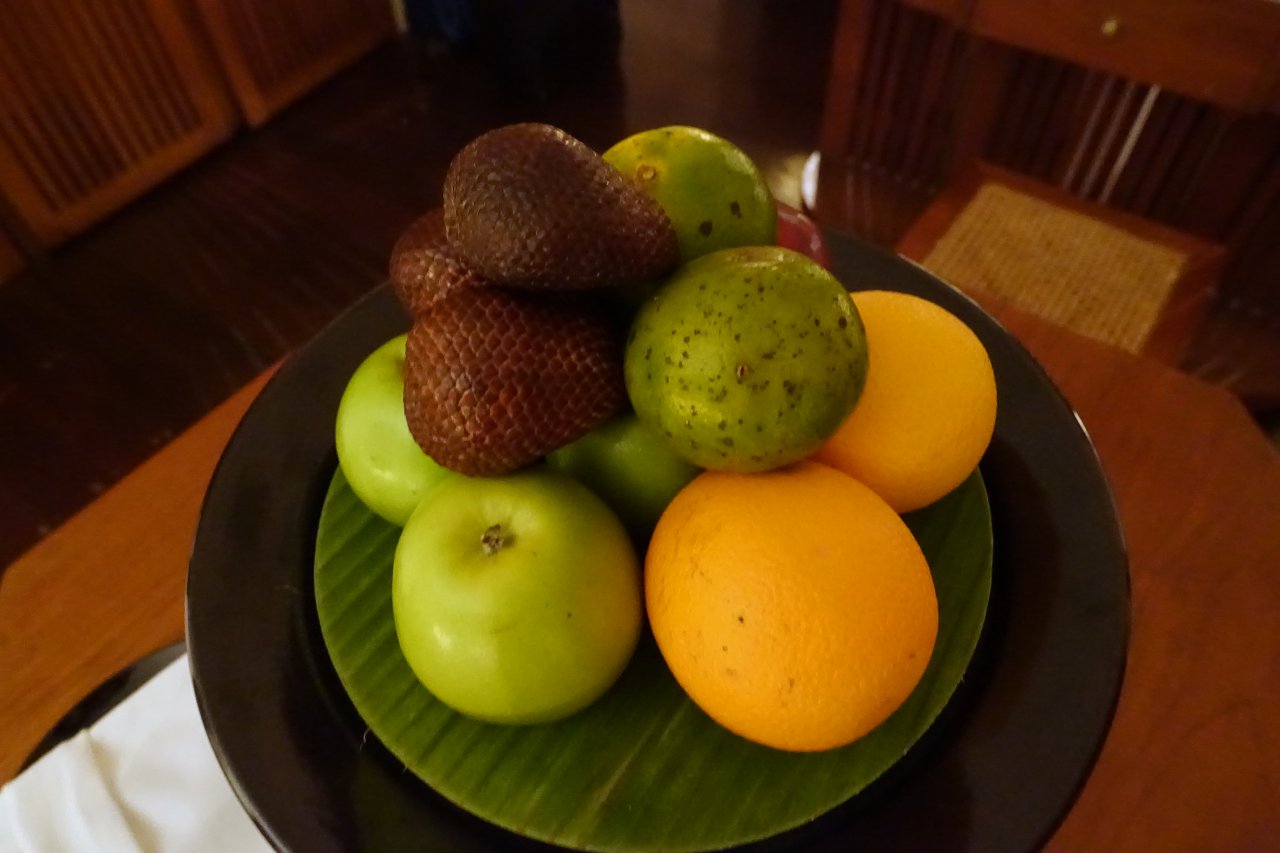 Amanwana Review-Welcome Fruit
