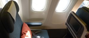 Review-Cathay Pacific 777-300 Business Class