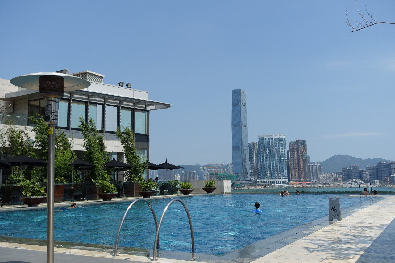 Review-Four Seasons Hong Kong-Swimming Pool