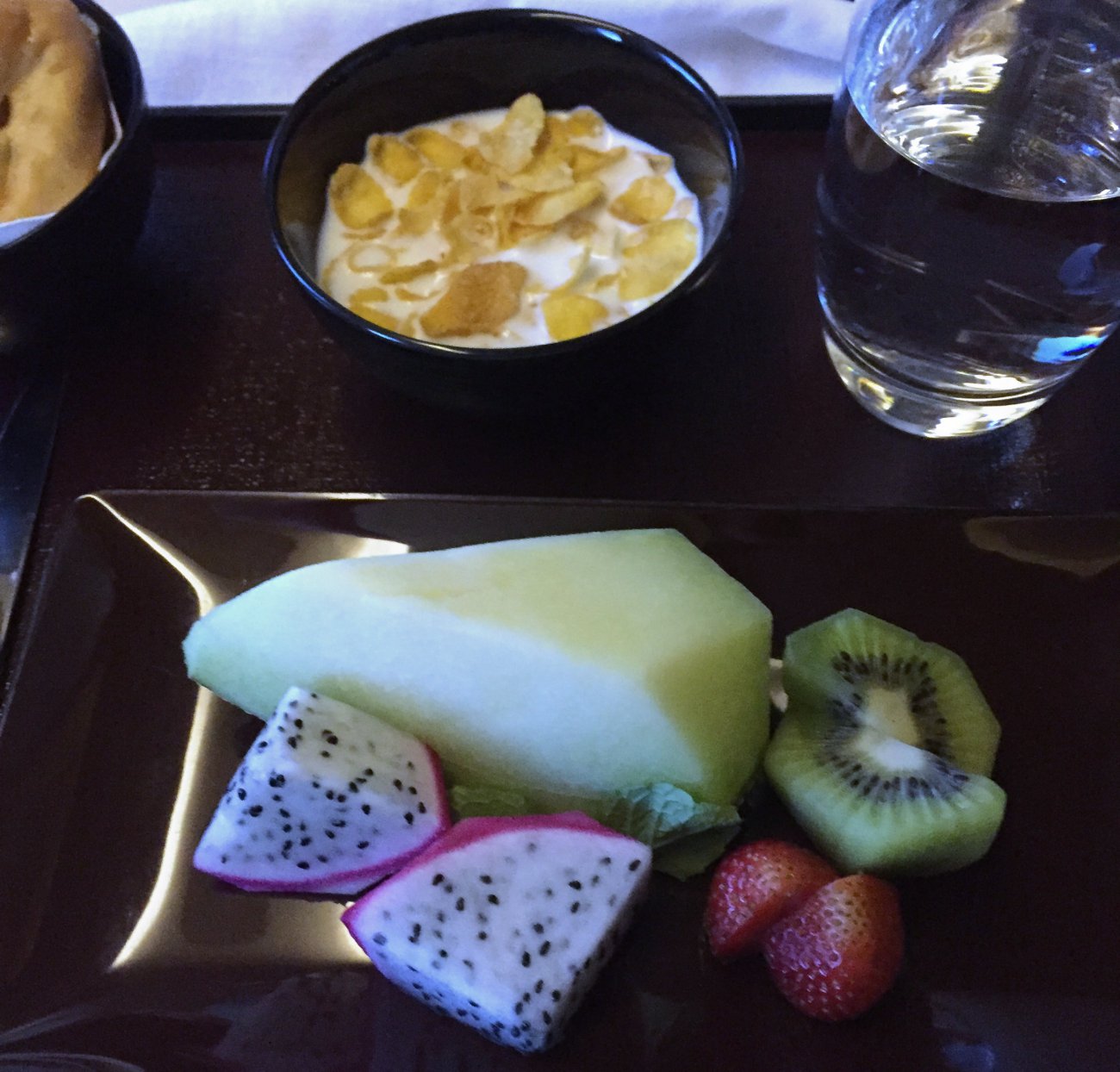 Review-Garuda Business Class Breakfast-Fruit-Cereal