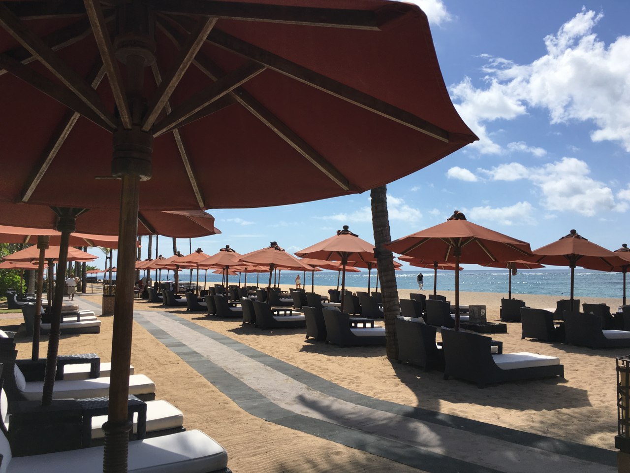 Review-St Regis Bali Beach Loungers