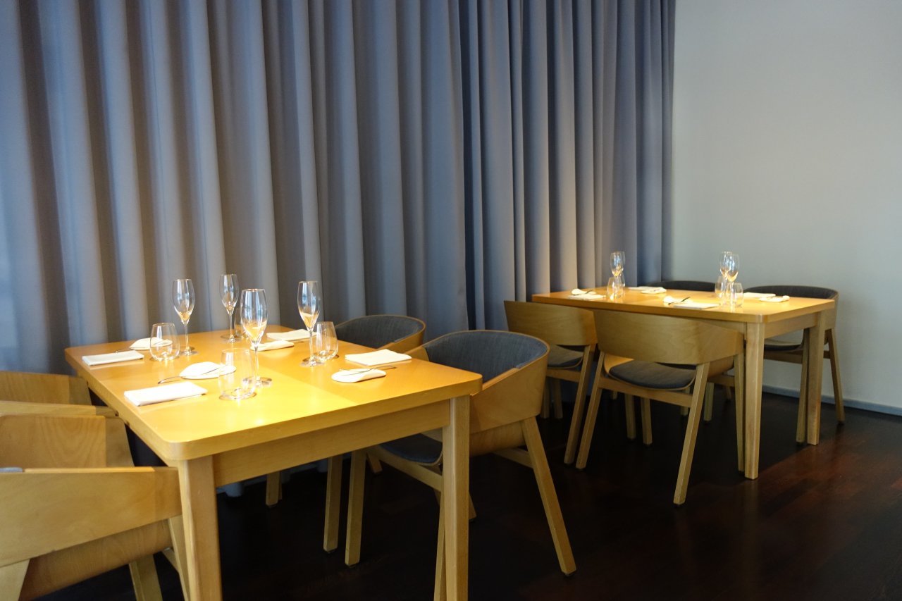Review-Field Restaurant Prague Dining Room