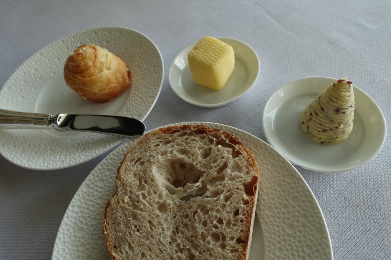 Le Normandie Bangkok Review-Bread Brioche and Butter