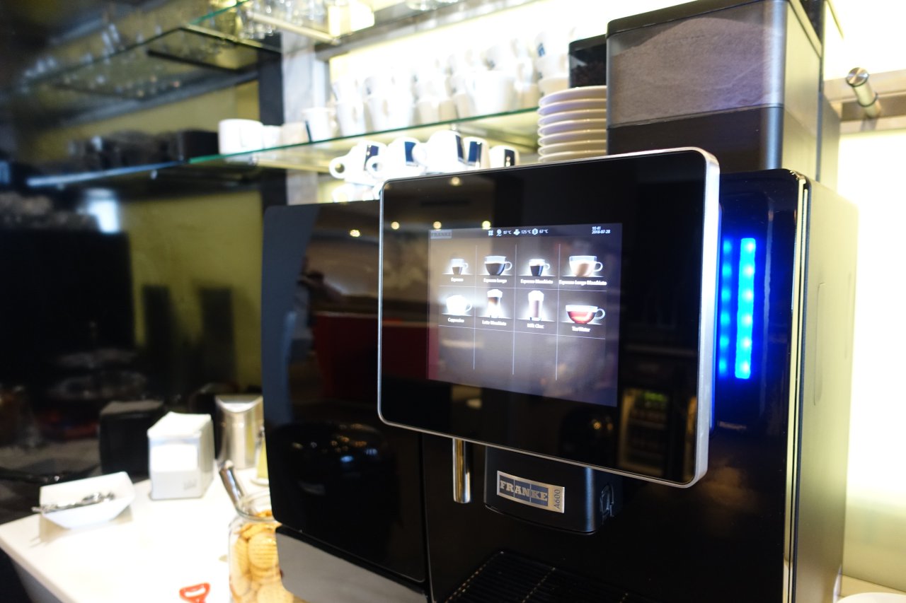 MasterCard Lounge Prague Review-Espresso Machine