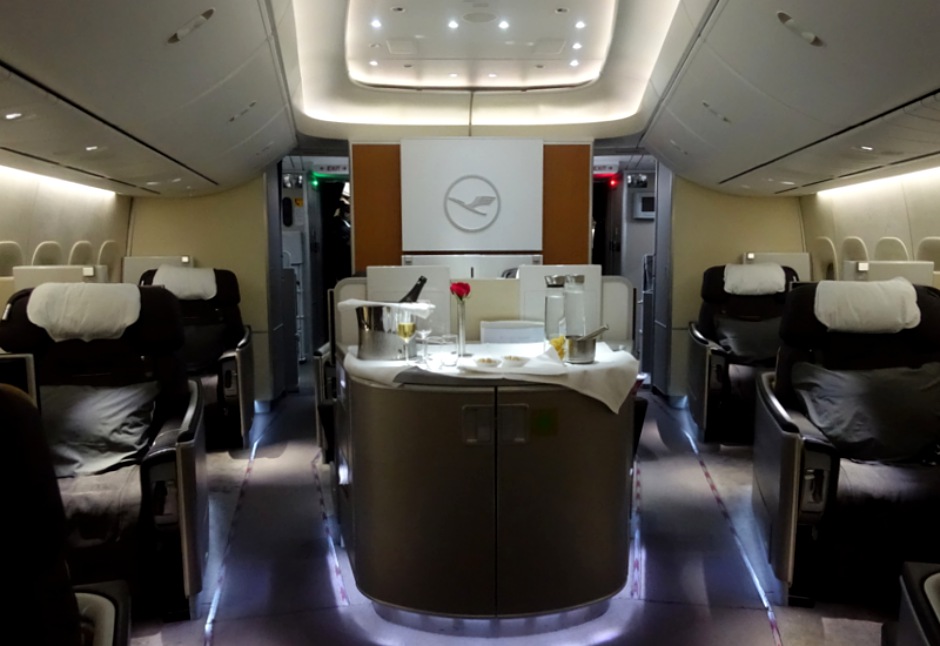 Review-Lufthansa First Class 747-8