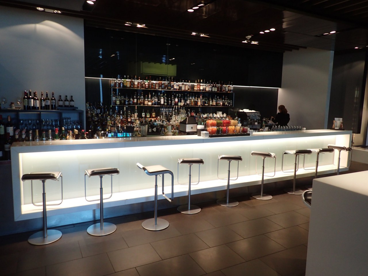 Bar Seating, Lufthansa First Class Terminal Frankfurt Airport Review