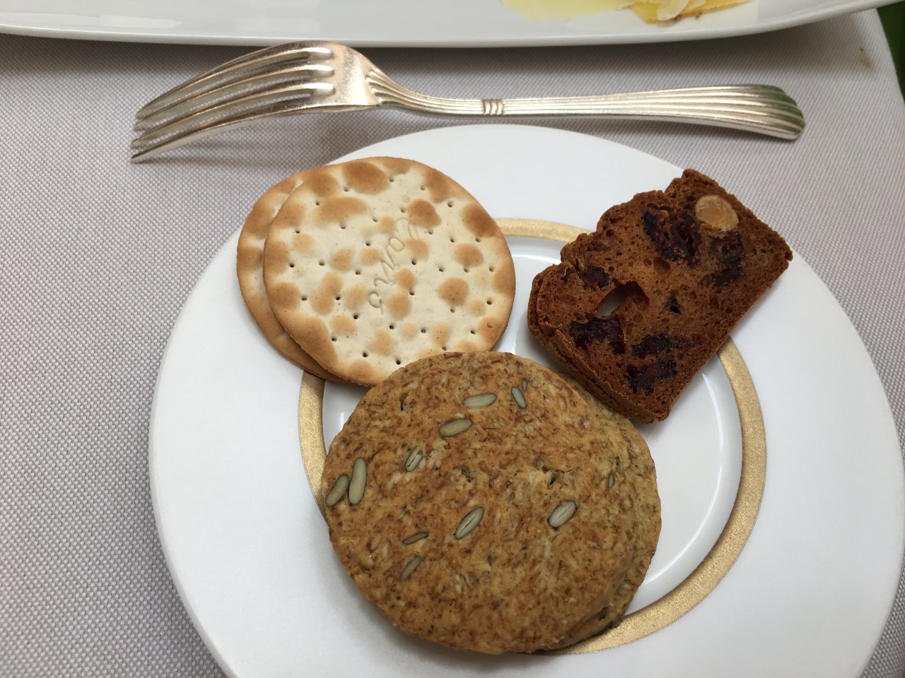 Brown Bread-Oatcakes-Patrick Guilbaud Dublin Review