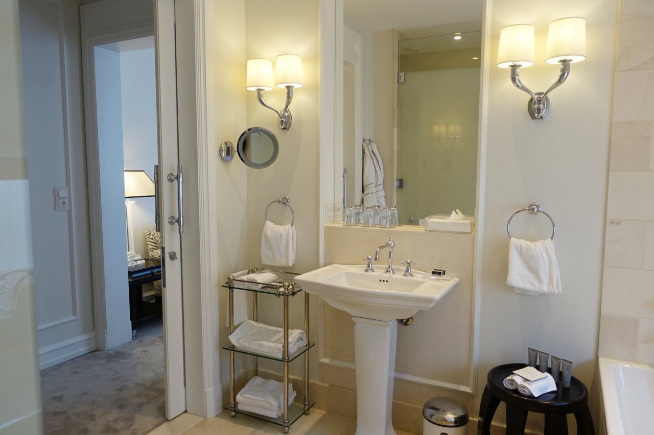 d'Angleterre Hotel Review Copenhagen-Superior 1 Bedroom Suite-Bathroom