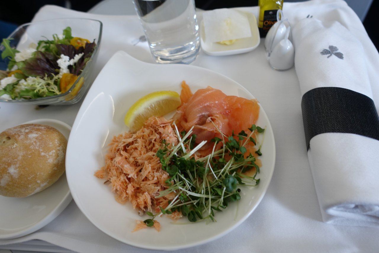 Review-Aer Lingus A330 Business Class Appetizer-Hot and Cold Smoked Salmon