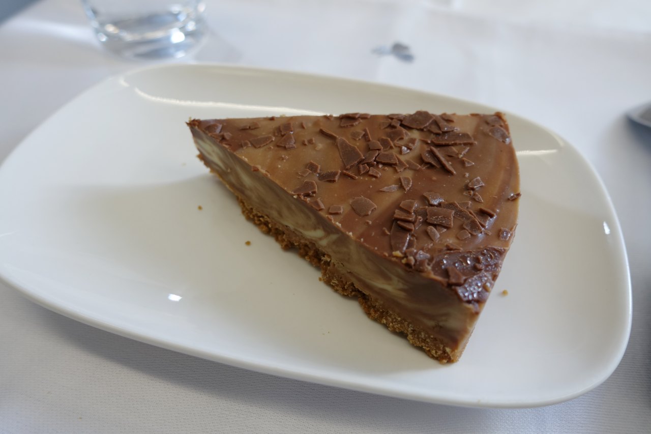 Review-Aer Lingus A330 Business Class Dessert-Chocolate Orange Marble Cheesecake