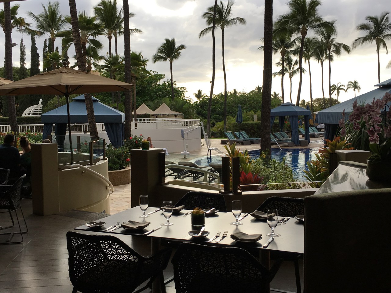 Review-Ko Restaurant Wailea Maui-Seating by Adult Pool