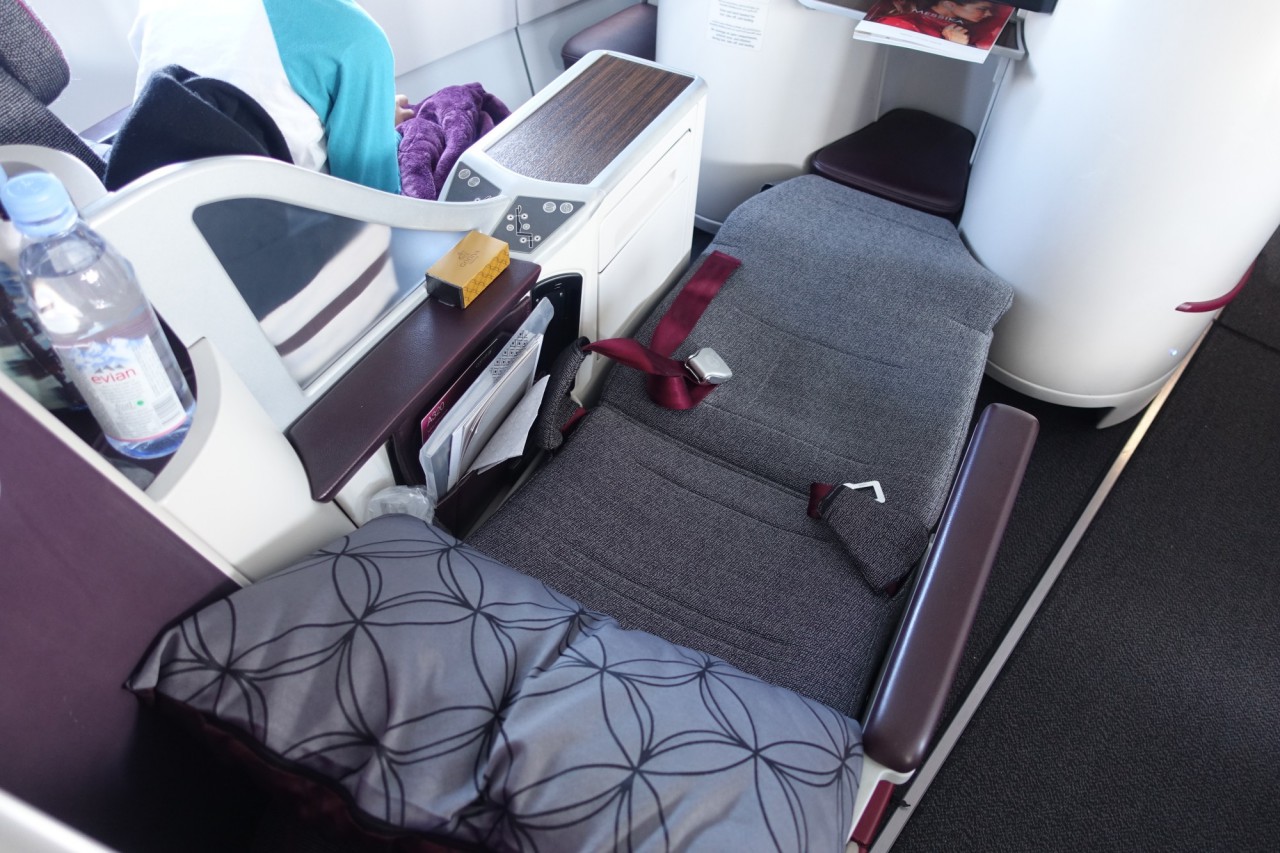 Review-Qatar A320 Business Class Bed-Evian Water-Godiva Chocolates
