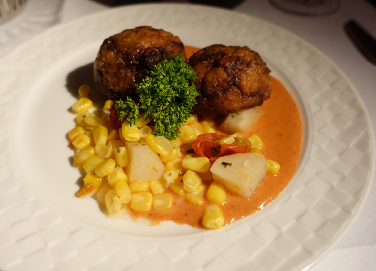 Crab Cakes, Qatar Business Class Review