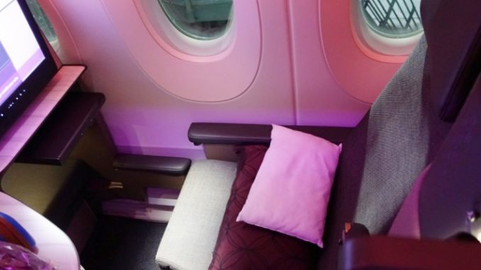 Review-Qatar QSuites Business Class