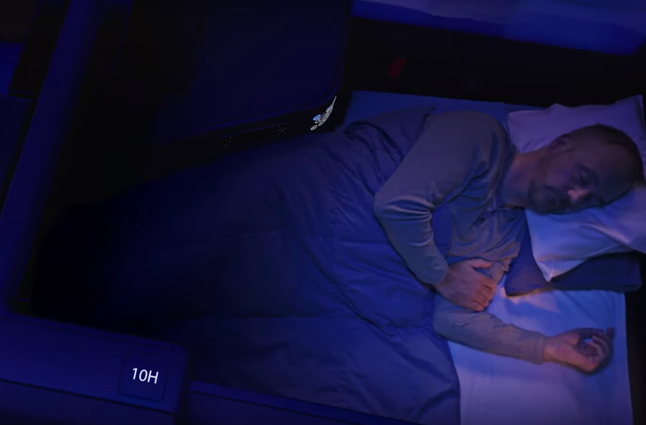 ANA The Room New Business Class Flat Bed, 777-300ER