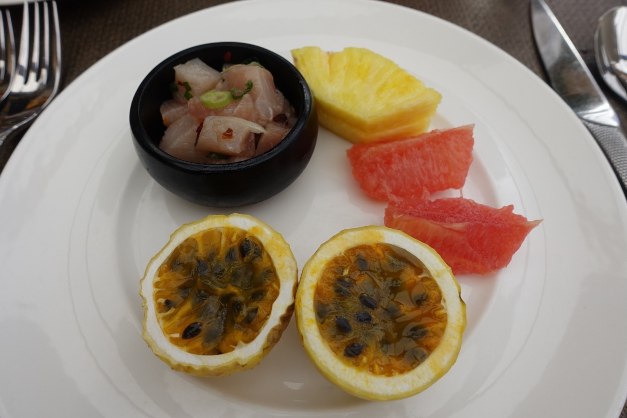 Hamachi Poke, Pineapple and Fresh Passion Fruit, One Forty Review