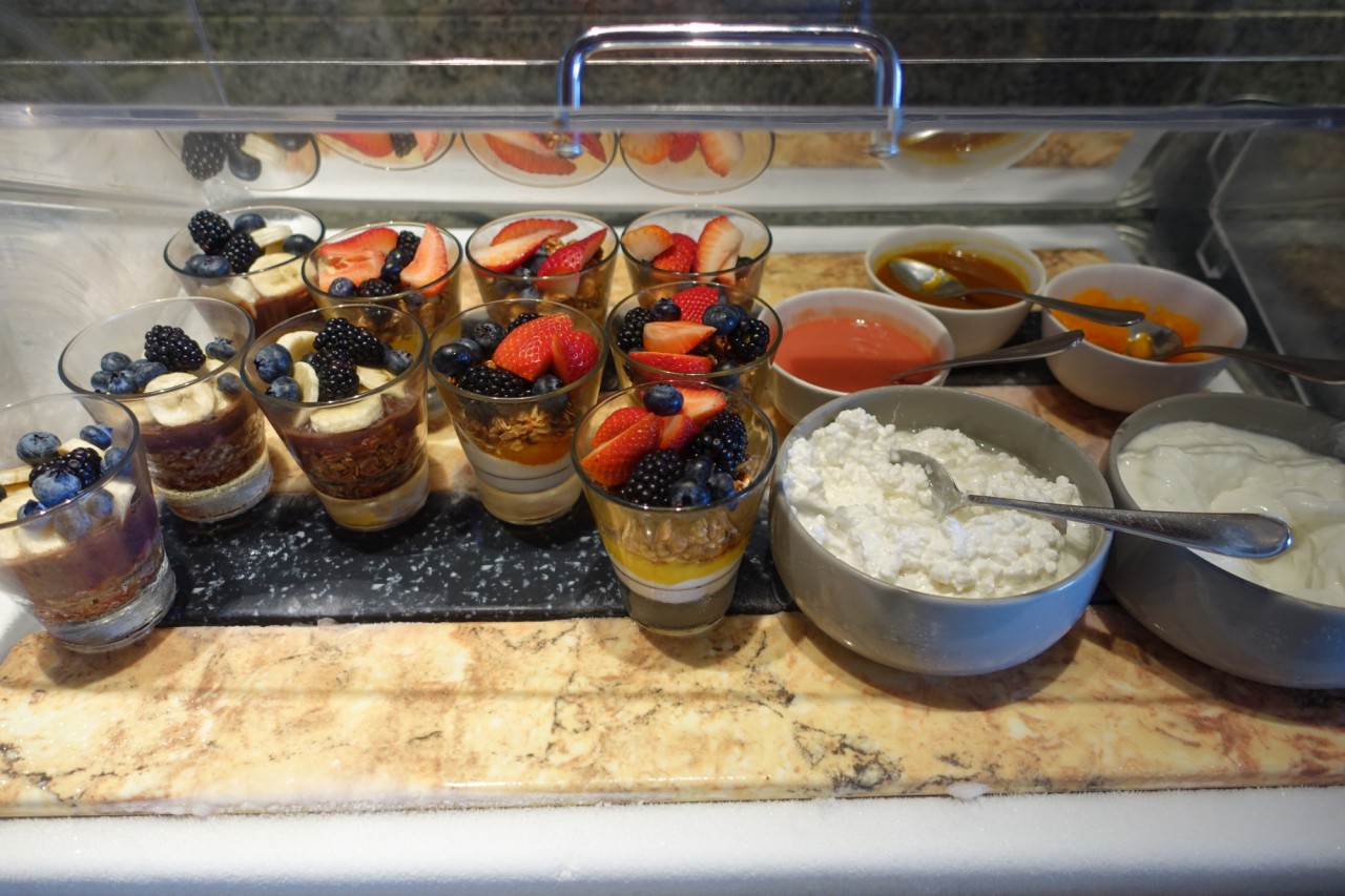 Yogurt Parfaits, One Forty Lanai Breakfast Review