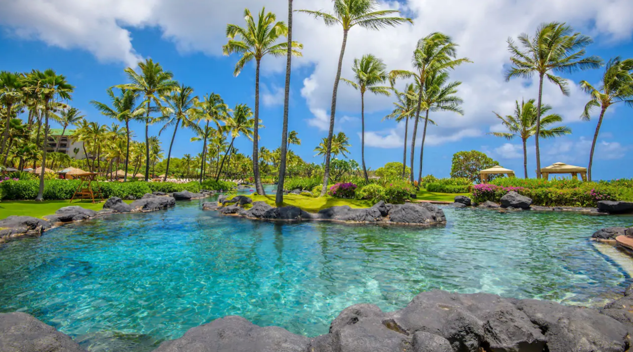 Grand Hyatt AMEX Offer: Stack with Hyatt Prive Benefits