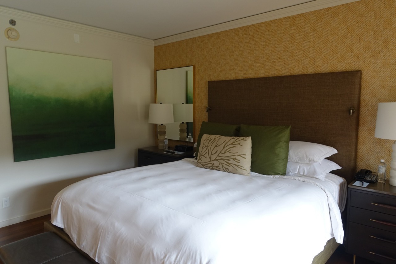 Ritz-Carlton Kapalua Review-King Bed