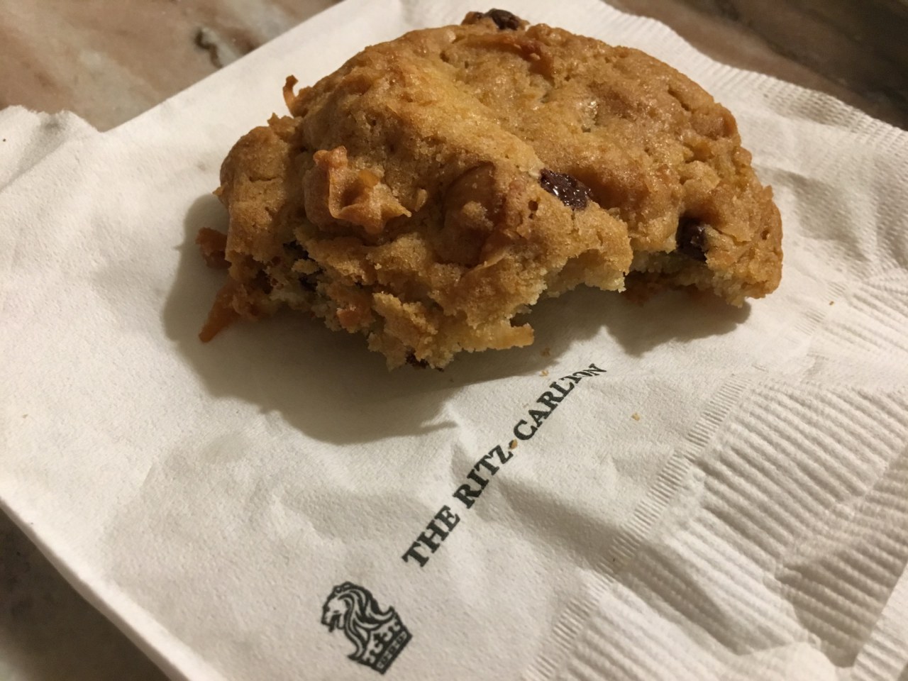 Kapalua Signature Cookie, Ritz-Carlton Kapalua Club Lounge