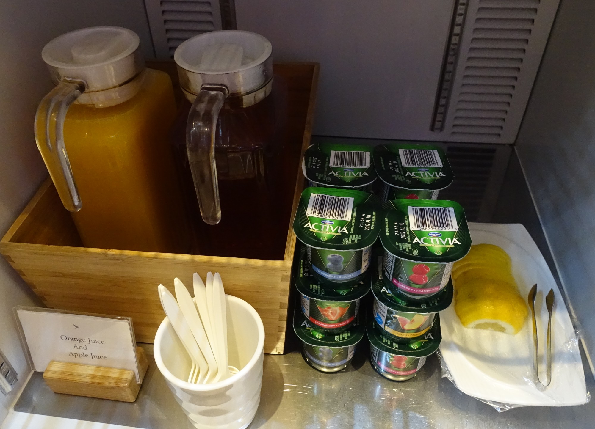 Juices and Yogurt, Cathay Pacific Vancouver Lounge Review
