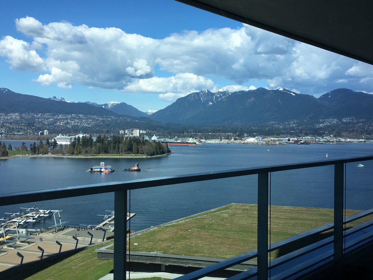 Review Fairmont Pacific Rim Vancouver Gold Floor Lounge