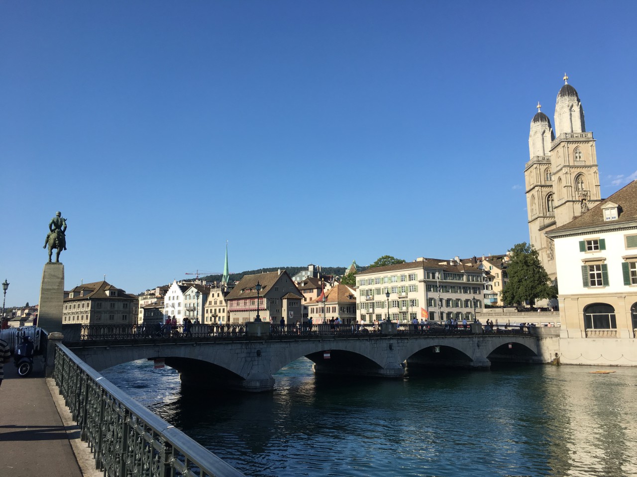Pleasant Walk into Zurich's Old Town