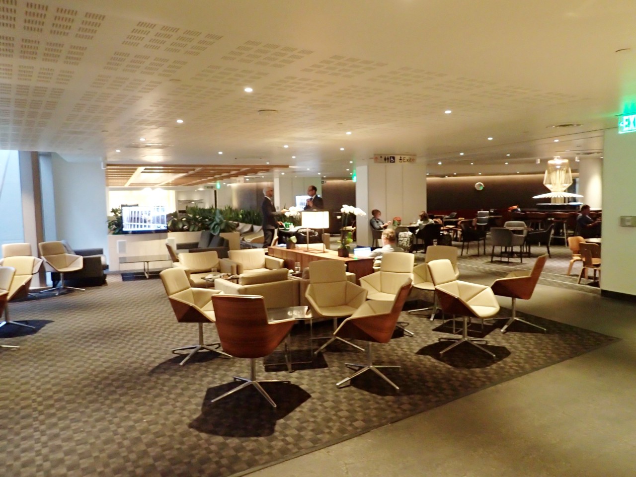 Oneworld Business Class Lounge LAX Seating 