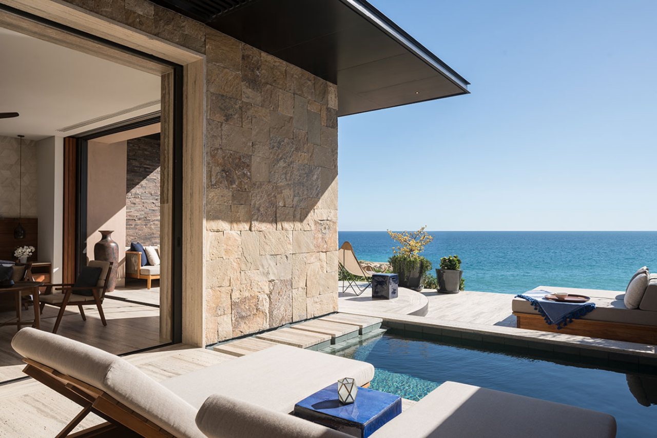Zadun Ritz Reserve: 4th Night Free + Virtuoso Benefits + $350 Resort Credit