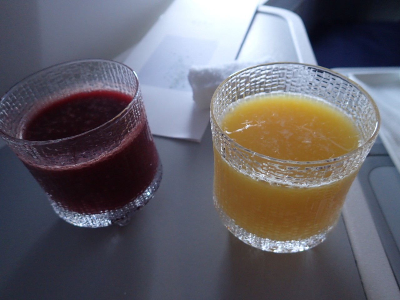 Finnair Business Class: Blueberry Juice and Orange Juice