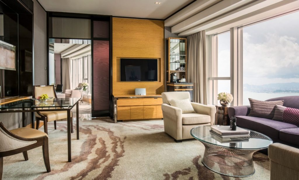 Four Seasons Hong Kong Grand Harbour View Suite