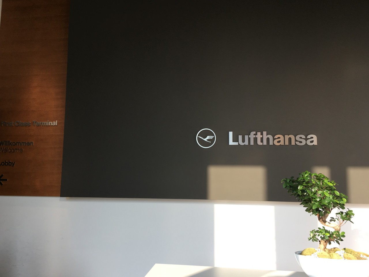 Lufthansa First Class Terminal Review, FRA