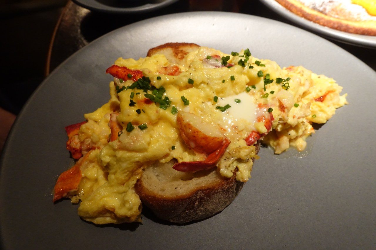 Lobster Scrambled Eggs, Andaz 5th Avenue Breakfast Review