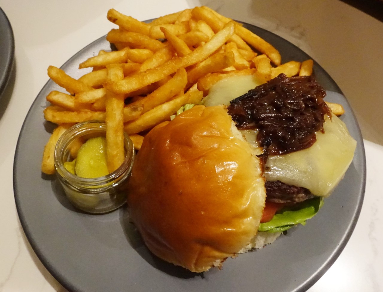 Burger with Lager Onions, Andaz 5th Avenue Room Service Review