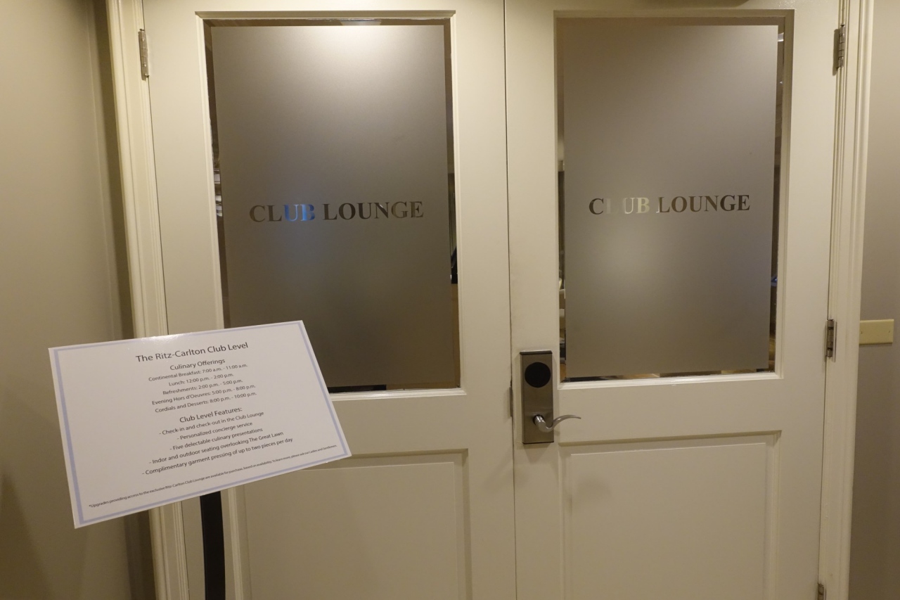 Entrance, Ritz-Carlton Grand Cayman Club Lounge
