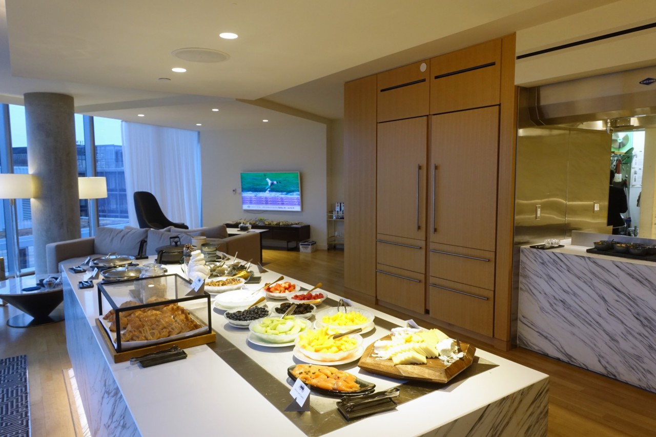 Review Conrad Washington DC and Sakura Club