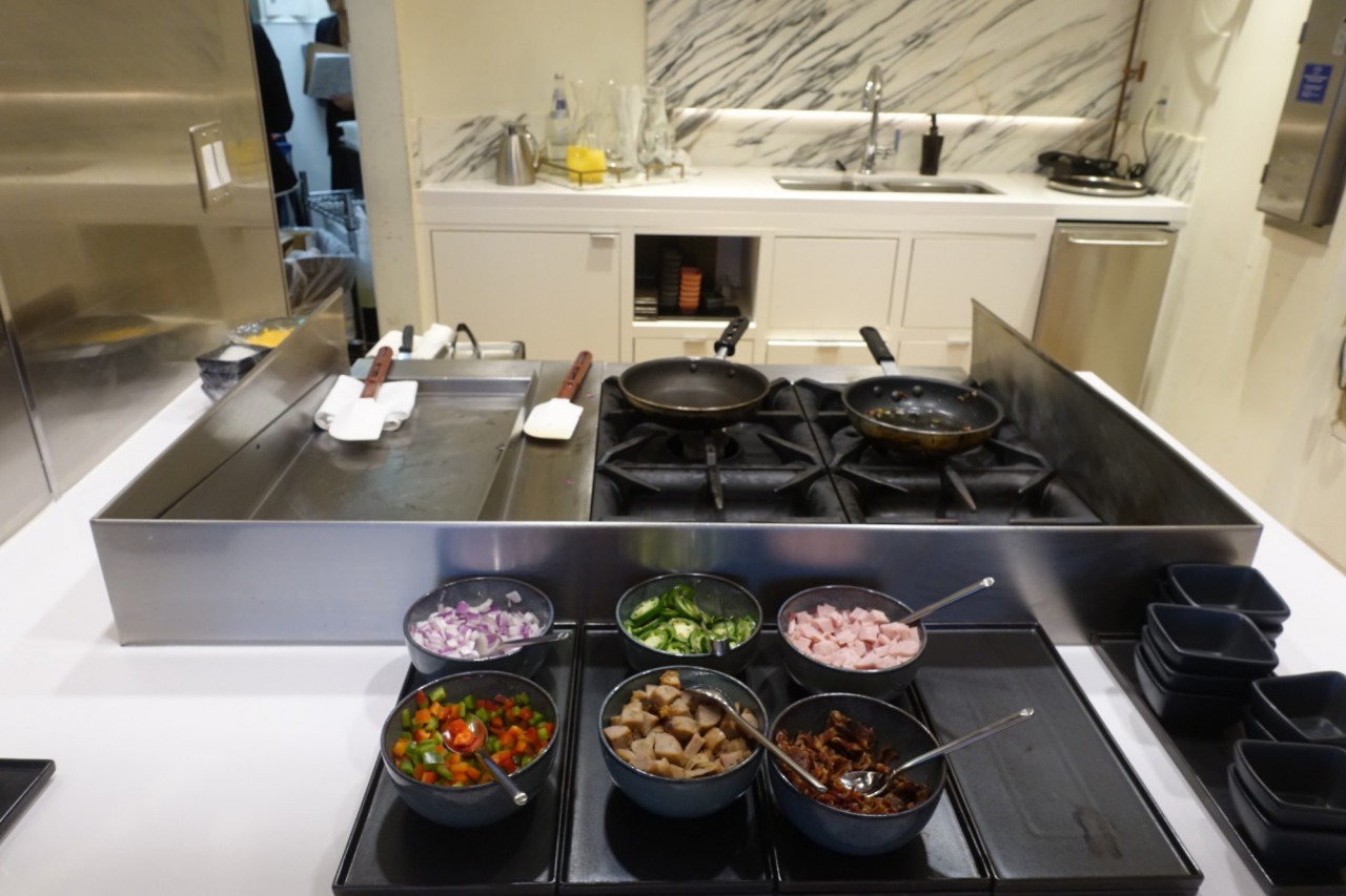 Omelet Station, Sakura Club Lounge, Conrad Washington DC