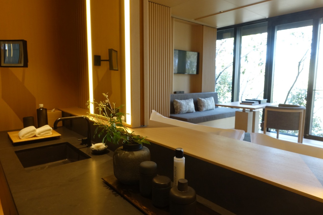 Bathroom with Partition Open to Bedroom and Living Area, Aman Kyoto Review