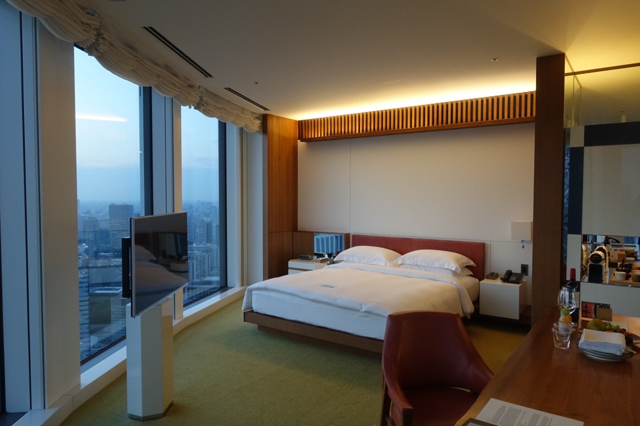 Deluxe King Room, Andaz Tokyo Review