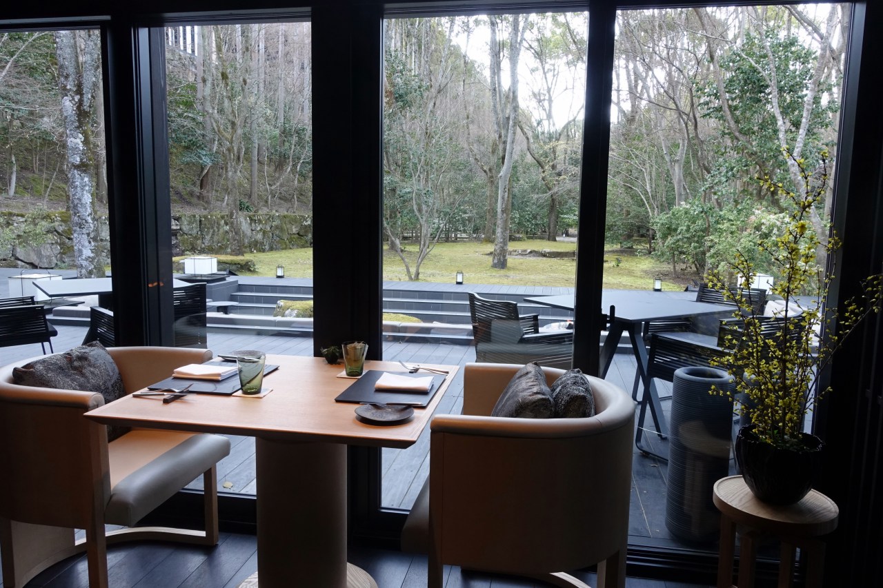 Window Seating, The Living Pavilion, Aman Kyoto Review