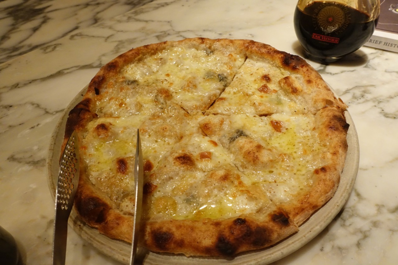 Review The Pizza Bar on 38th, Mandarin Oriental Tokyo