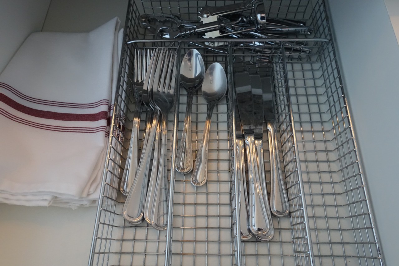 Utensils, Beach Suite, Inn by the Sea Review
