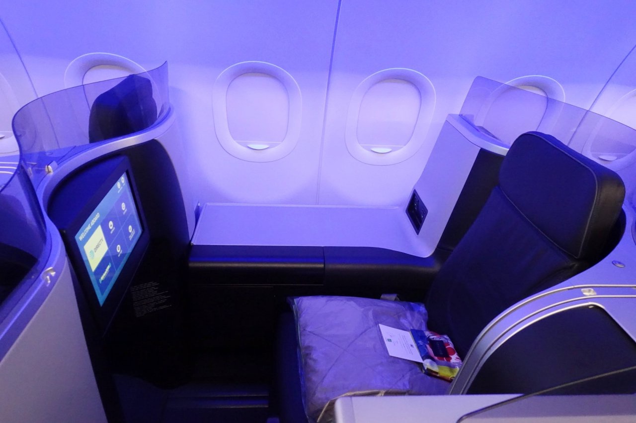 Deal: Fly JetBlue Mint for $389