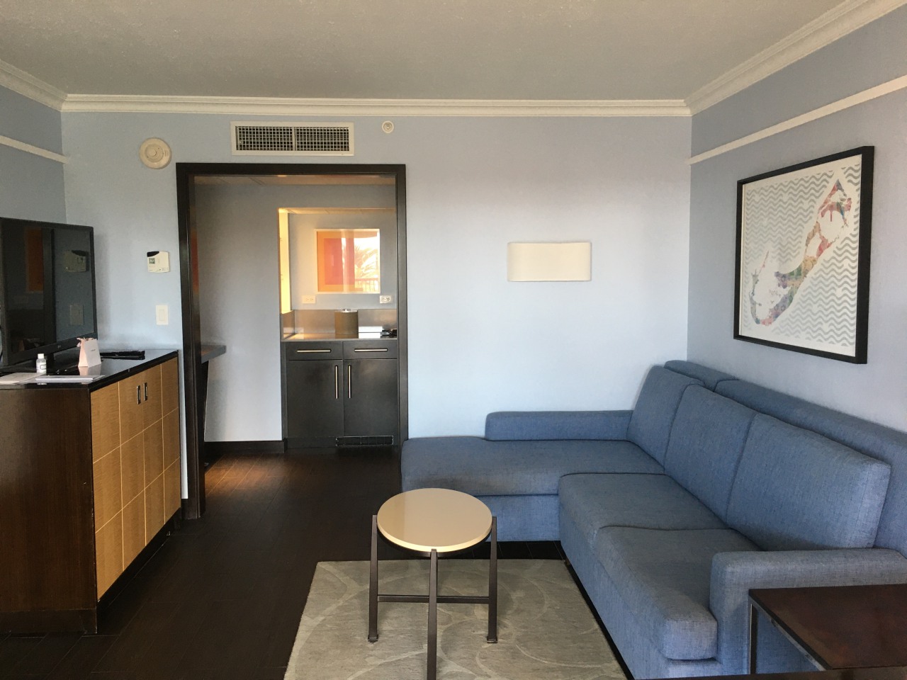 Suite Living Room with Sofa Bed