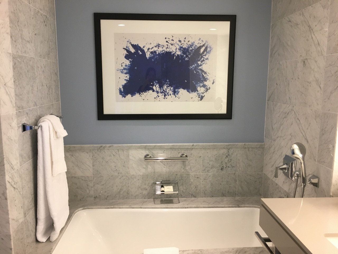 Guess the Resort-Bathroom Soaking Tub